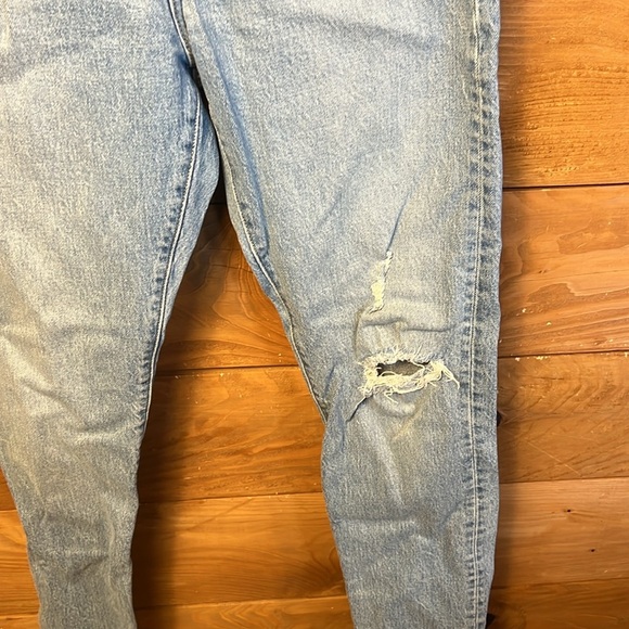 Levi’s Premium 501 Women Jeans 28x28 Distressed Hole Button Fly Ankle streetwear - Picture 8 of 12